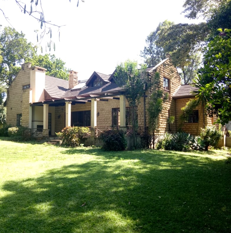 Rustic Secluded 5 Bedroom Townhouse for Sale in Karen Hardy