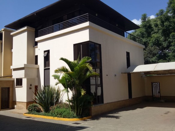 Luxurious 5-Bedroom Townhouse For Rent in Kileleshwa