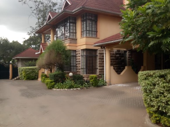 Rustic 5 Bedroom Townhouse For Rent in Kileleshwa
