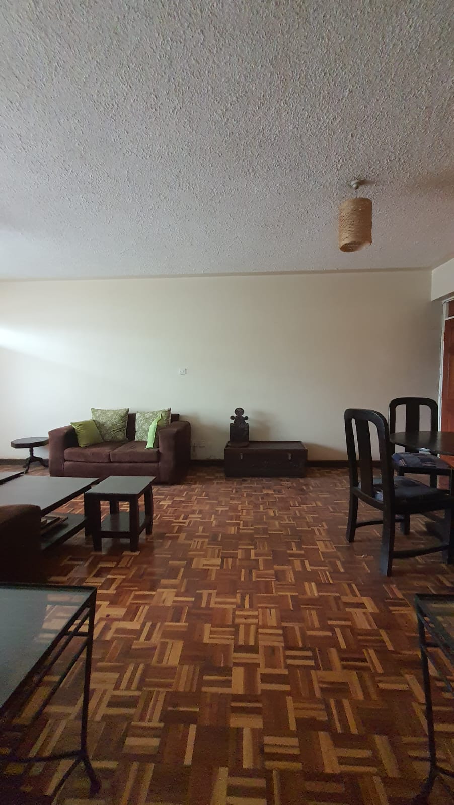 3-Bedroom Flat/Office for Sale in Prime Valley Arcade