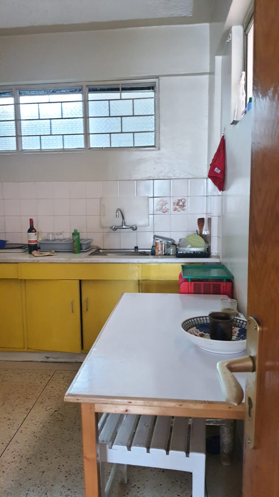 3-Bedroom Flat/Office for Sale in Prime Valley Arcade