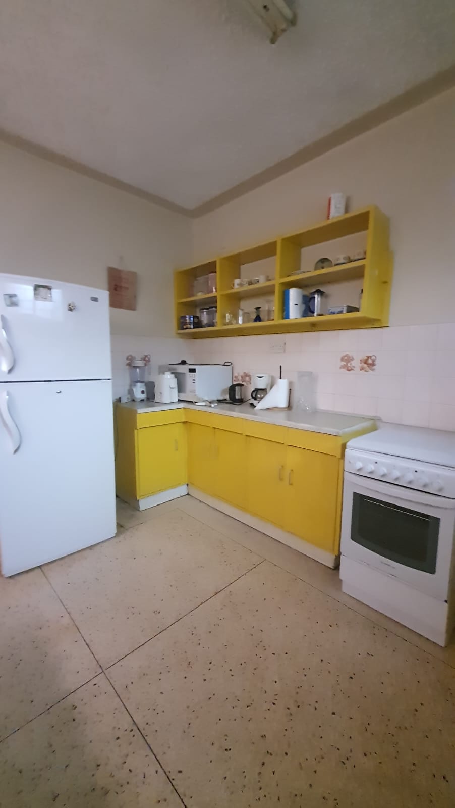 3-Bedroom Flat/Office for Sale in Prime Valley Arcade