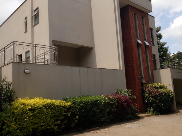 Luxurious 5-Bedroom Townhouse for Sale in Lavington