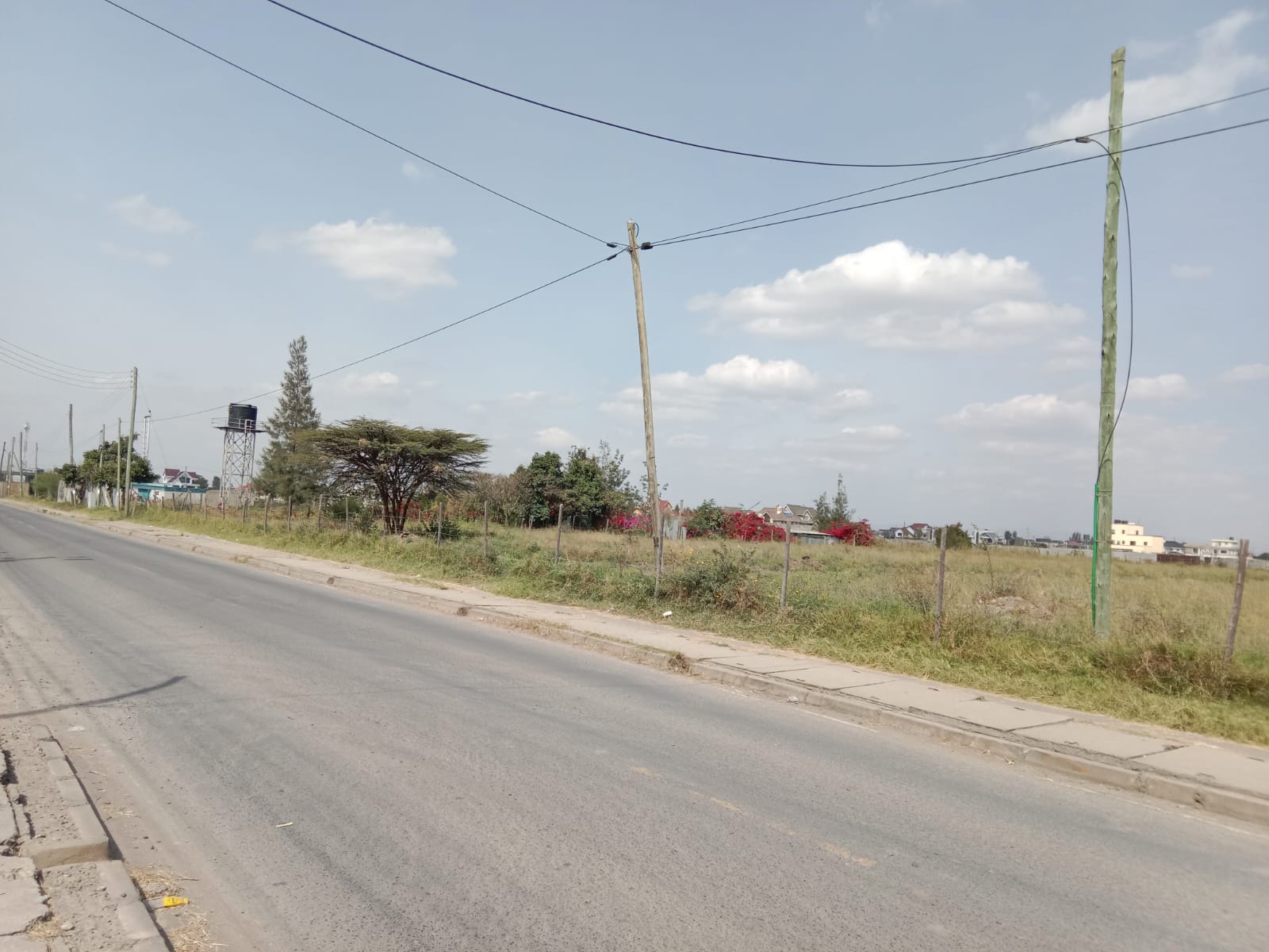 50x100 land for sale in Syokimau, near amenities