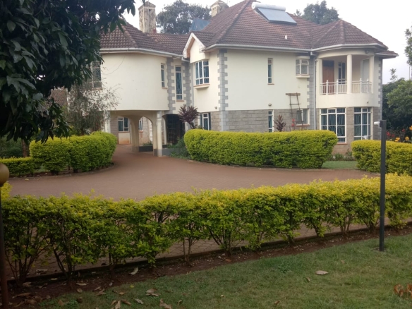 Serene 6-Bedroom Standalone House in Runda