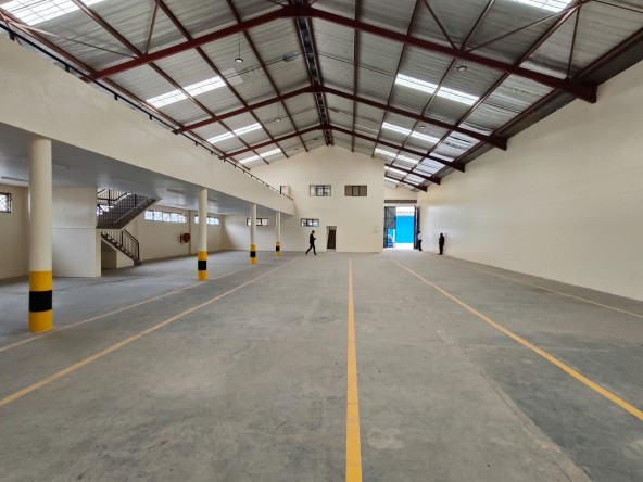 Convenient 10000 ft² Warehouse For Rent in Mombasa Road